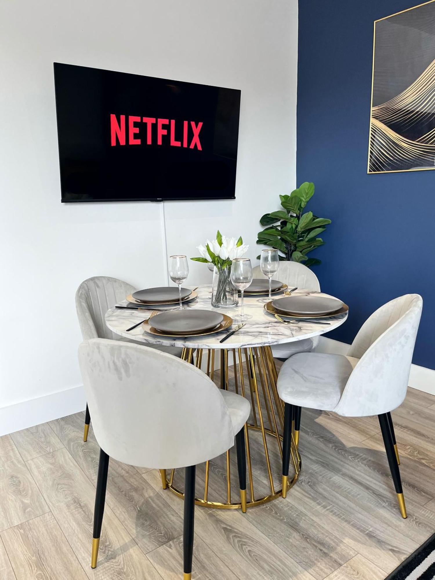 Luxury Norwich City Centre Apartment - Free Parking Εξωτερικό φωτογραφία